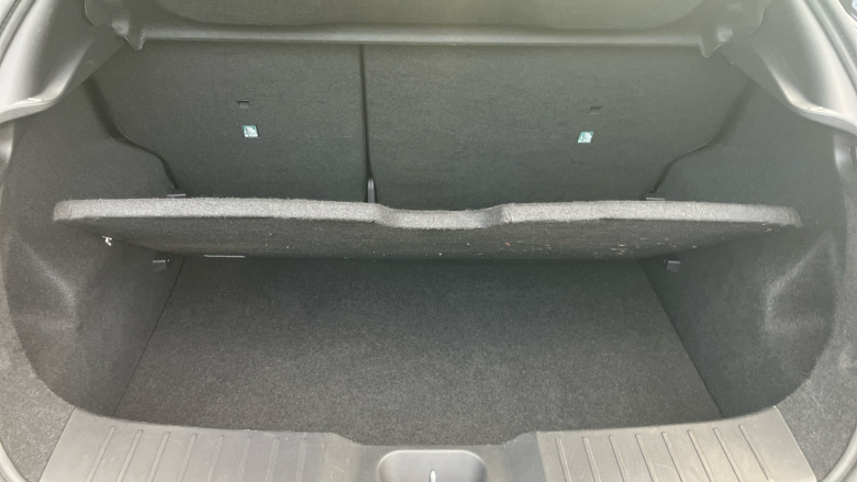 Nissan Juke 1.0 DiG-T N-Connecta 5dr Petrol Hatchback